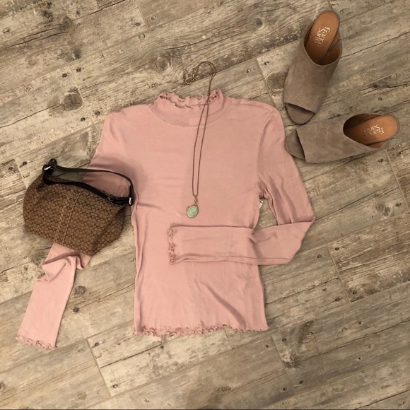 Nordstrom’s Abound Tops - SAM Whisper thin, soft ribbed knit top New.